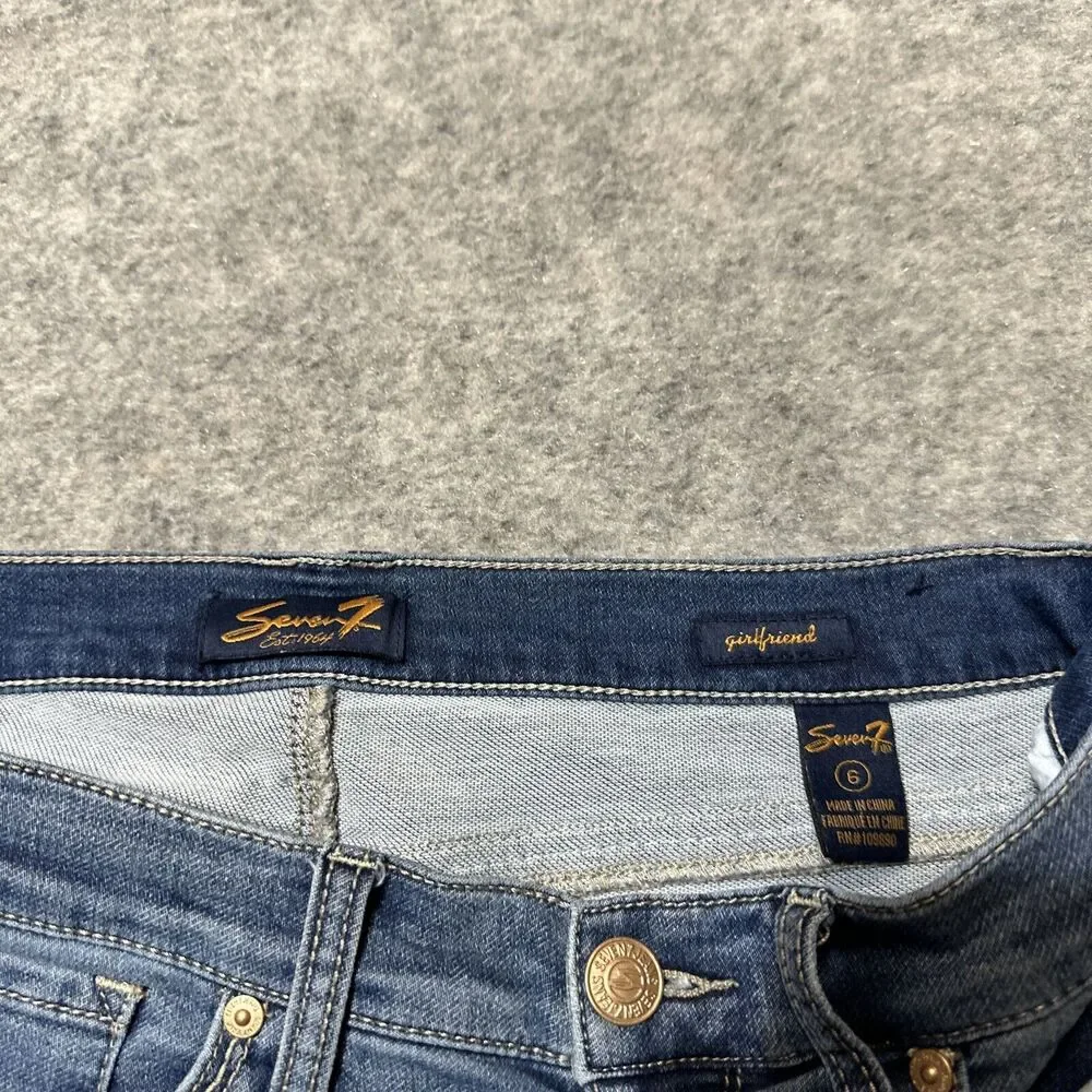 Seven7 Girlfriend‎ Women's Cropped Jeans Size 6 Blue Medium Wash Denim